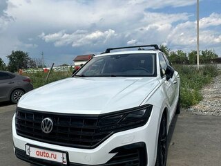 2019 Volkswagen Touareg III, белый, 5500000 рублей, вид 4