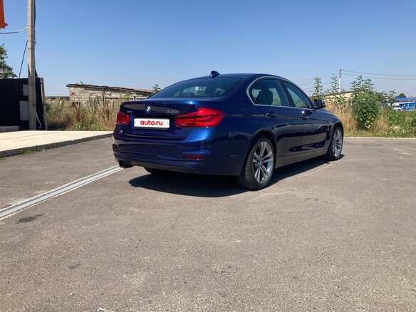 2018 BMW 3 серии 330i xDrive VI (F3x) Рестайлинг, синий, 2300000 рублей - вид 8