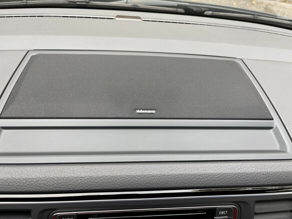 2019 Volkswagen Multivan T6, чёрный, 5800000 рублей - вид 13