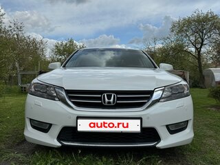 2013 Honda Accord IX, белый, 1600000 рублей, вид 3