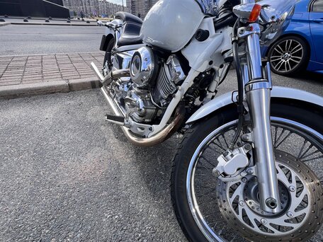 2005 Yamaha XVS400 Drag Star, белый, 400000 рублей, вид 2