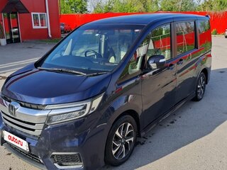 2017 Honda Stepwgn Spada V Рестайлинг, синий, 1850000 рублей, вид 1