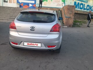 2009 Kia Ceed I, серебристый, 650000 рублей, вид 4