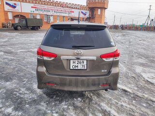 2009 Toyota Wish II, коричневый, 1112000 рублей, вид 4