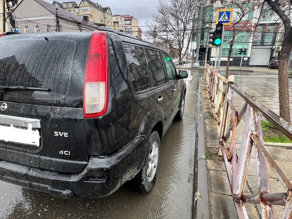 2001 Nissan X-Trail I, чёрный, 650000 рублей - вид 7