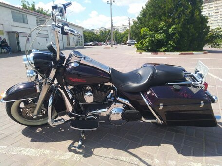 2007 Harley-Davidson Road King, чёрный, 850000 рублей, вид 4