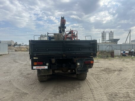 1993 КамАЗ 4310, зелёный, 2500000 рублей, вид 2