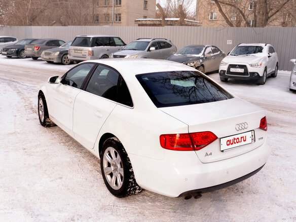 2011 Audi A4 IV (B8), белый, 1400000 рублей - вид 7