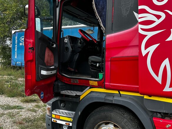 2008 Scania 4-Series, красный, 2000000 рублей - вид 22