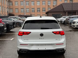 2023 Volkswagen Golf VIII, белый, 2220000 рублей, вид 4