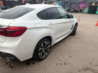 2019 BMW X6 30d II (F16), белый, 5050000 рублей, вид 4