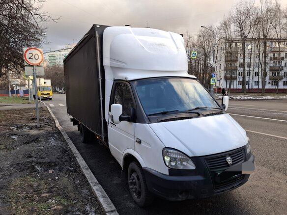 2005 ГАЗ ГАЗель (3302), белый, 900000 рублей