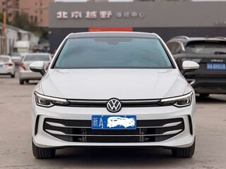 2026 Volkswagen Golf VIII Рестайлинг, белый, 2770000 рублей, вид 2