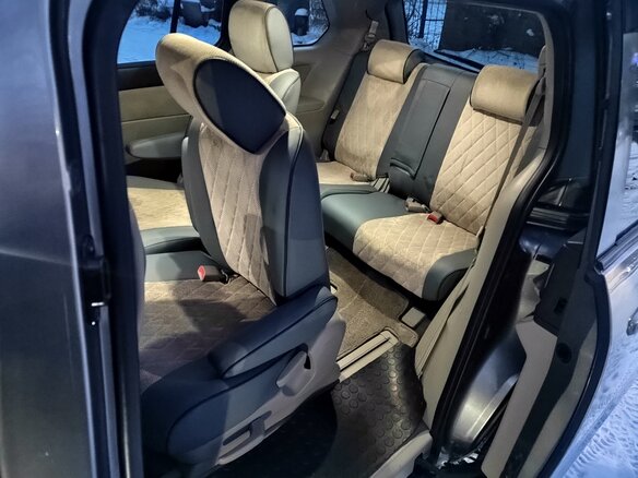 2008 Mazda MPV III (LY), серый, 1200000 рублей - вид 17