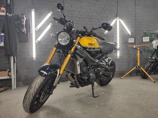 2016 Yamaha XSR900, жёлтый, 790000 рублей, вид 3