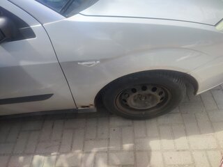 2001 Ford Focus I, серебристый, 230000 рублей, вид 3