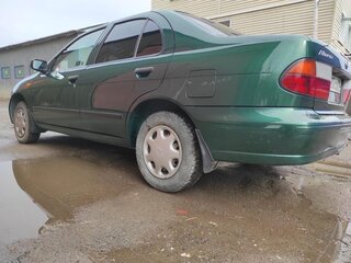 1997 Nissan Almera I (N15), зелёный, 220000 рублей, вид 3