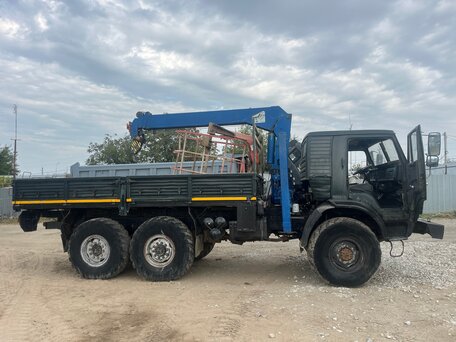1993 КамАЗ 4310, зелёный, 2500000 рублей, вид 1