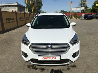 2017 Ford Kuga II Рестайлинг, белый, 1890000 рублей, вид 2
