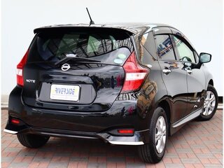 2020 Nissan Note II Рестайлинг, чёрный, 770000 рублей, вид 4
