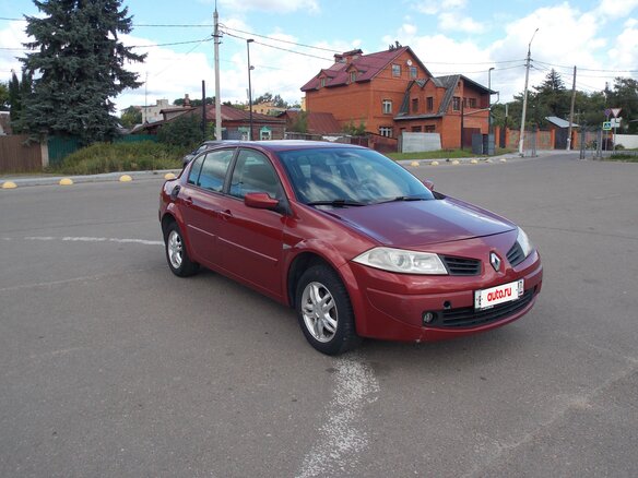 2007 Renault Megane II Рестайлинг, красный, 340000 рублей - вид 2