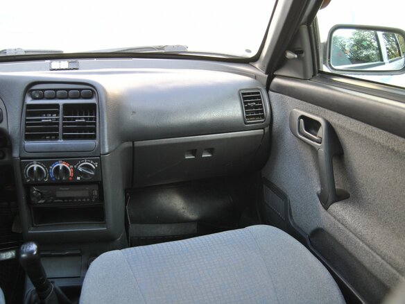 2008 Lada (ВАЗ) 2112, серебристый - вид 21