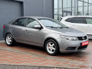 2010 Kia Cerato 5-speed II, серый, 289000 рублей, вид 3