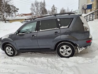 2011 Mitsubishi Outlander II Рестайлинг, серый, 1250000 рублей, вид 3
