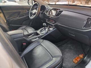 2013 Kia Sportage III, белый, 1800000 рублей, вид 3