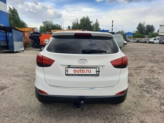 2013 Hyundai ix35 I Рестайлинг, белый, 1300000 рублей, вид 3