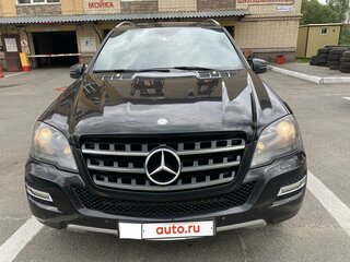 2010 Mercedes-Benz M-Класс 500 II (W164) Рестайлинг, чёрный, 2250000 рублей, вид 1