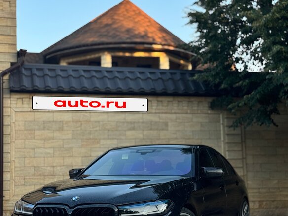 2020 BMW 5 серии 530d VII (G30/G31/G38) Рестайлинг, синий, 6750000 рублей - вид 3