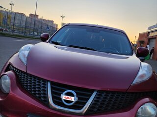 2014 Nissan Juke I, красный, 910000 рублей, вид 4