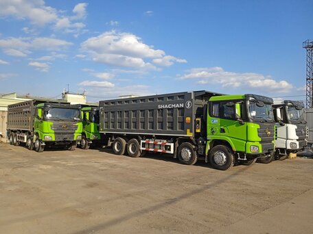 2022 Shacman (Shaanxi) SX3318, зелёный, 9200000 рублей, вид 1