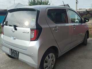 2020 Daihatsu Mira e:S II, серебристый, 920000 рублей, вид 5
