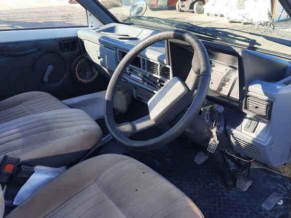 1995 Toyota TownAce, белый, 650000 рублей - вид 4