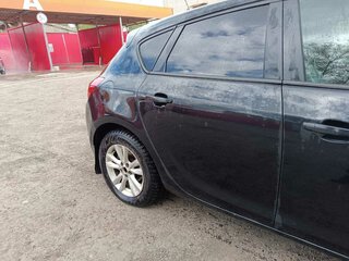 2011 Opel Astra J, чёрный, 540000 рублей, вид 4