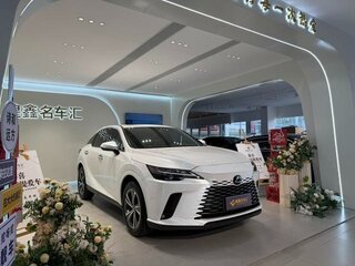2023 Lexus RX 350 V, белый, 7120000 рублей, вид 3
