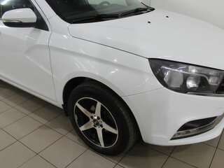 2017 Lada (ВАЗ) Vesta I, белый, 800000 рублей, вид 4