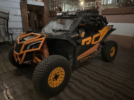 2020 BRP Can-Am Maverick X RC Turbo RR, оранжевый, 3300000 рублей, вид 4