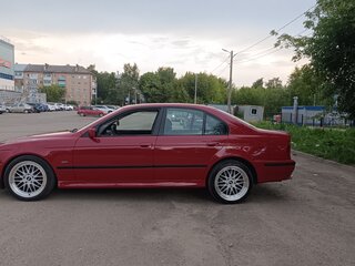2002 BMW 5 серии 525i IV (E39) Рестайлинг, красный, 800000 рублей, вид 1