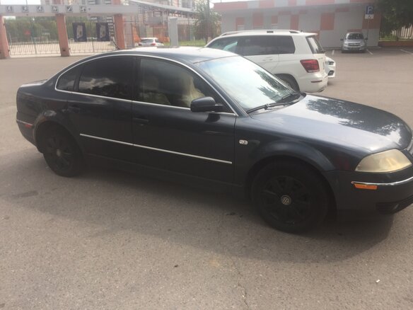 2002 Volkswagen Passat B5 Рестайлинг, синий - вид 4