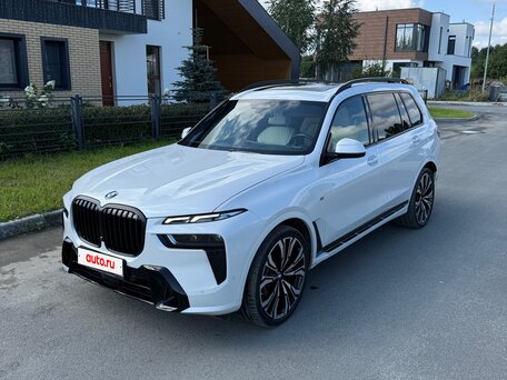 2023 BMW X7 40d I (G07) Рестайлинг, белый, 11500000 рублей, вид 2