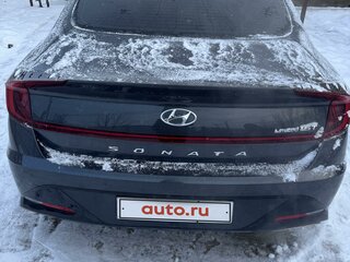 2019 Hyundai Sonata VIII (DN8), серый, 2950000 рублей, вид 3