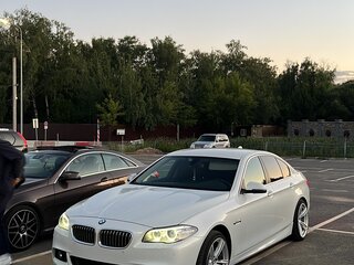 2014 BMW 5 серии 528i xDrive VI (F10/F11/F07) Рестайлинг, белый, 2200000 рублей, вид 1