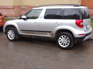 2016 Skoda Yeti I Рестайлинг, серебристый, 1350000 рублей, вид 4
