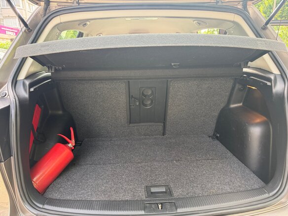 2012 Volkswagen Golf Plus II, коричневый - вид 9