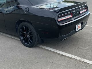 2018 Dodge Challenger III Рестайлинг 2, чёрный, 2850000 рублей, вид 4