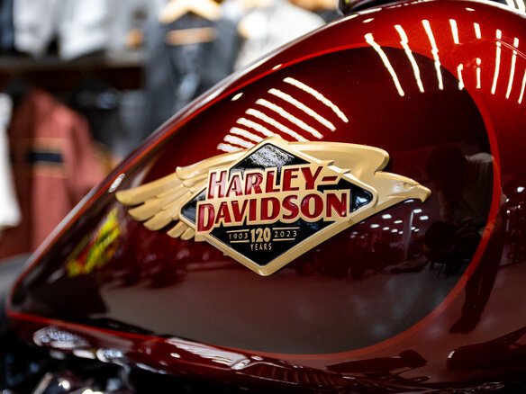 2023 Harley-Davidson Heritage, красный - вид 24