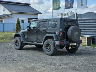 2008 Jeep Wrangler III (JK), чёрный, 2499999 рублей, вид 4